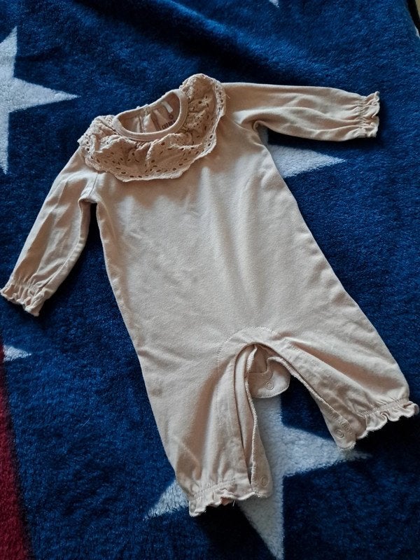 Cuddles & Smiles beige pakje 56, Enfants & Bébés, Enlèvement ou Envoi, Comme neuf, Fille, Costume