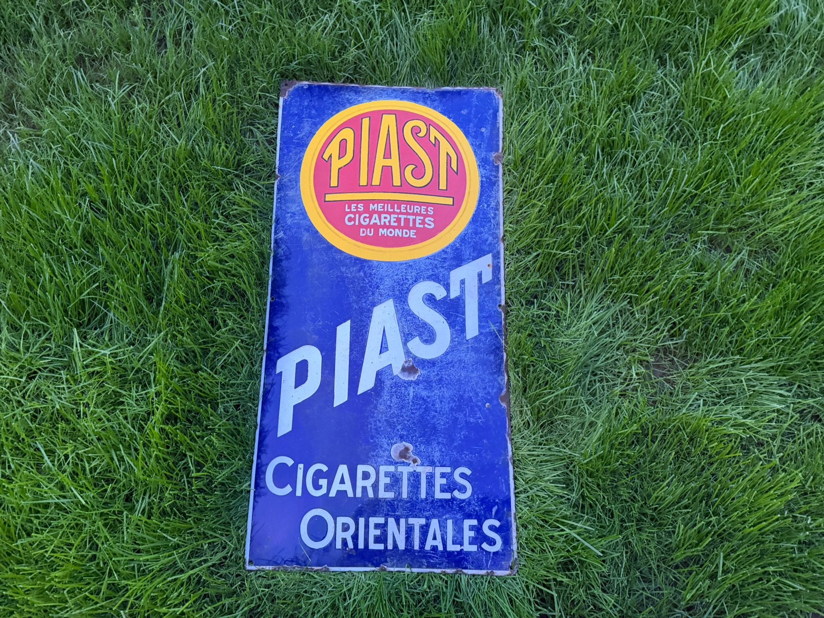Oude geëmailleerde plaat met reclame voor PIAST-sigaretten, Ophalen, Zo goed als nieuw