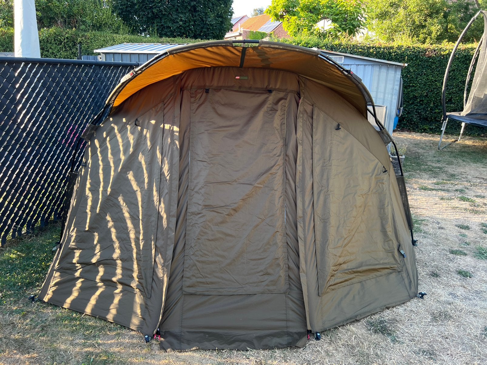 JRC defender peak bivvy 2-man, Watersport en Boten, Hengelsport | Karpervissen, Ophalen, Zo goed als nieuw