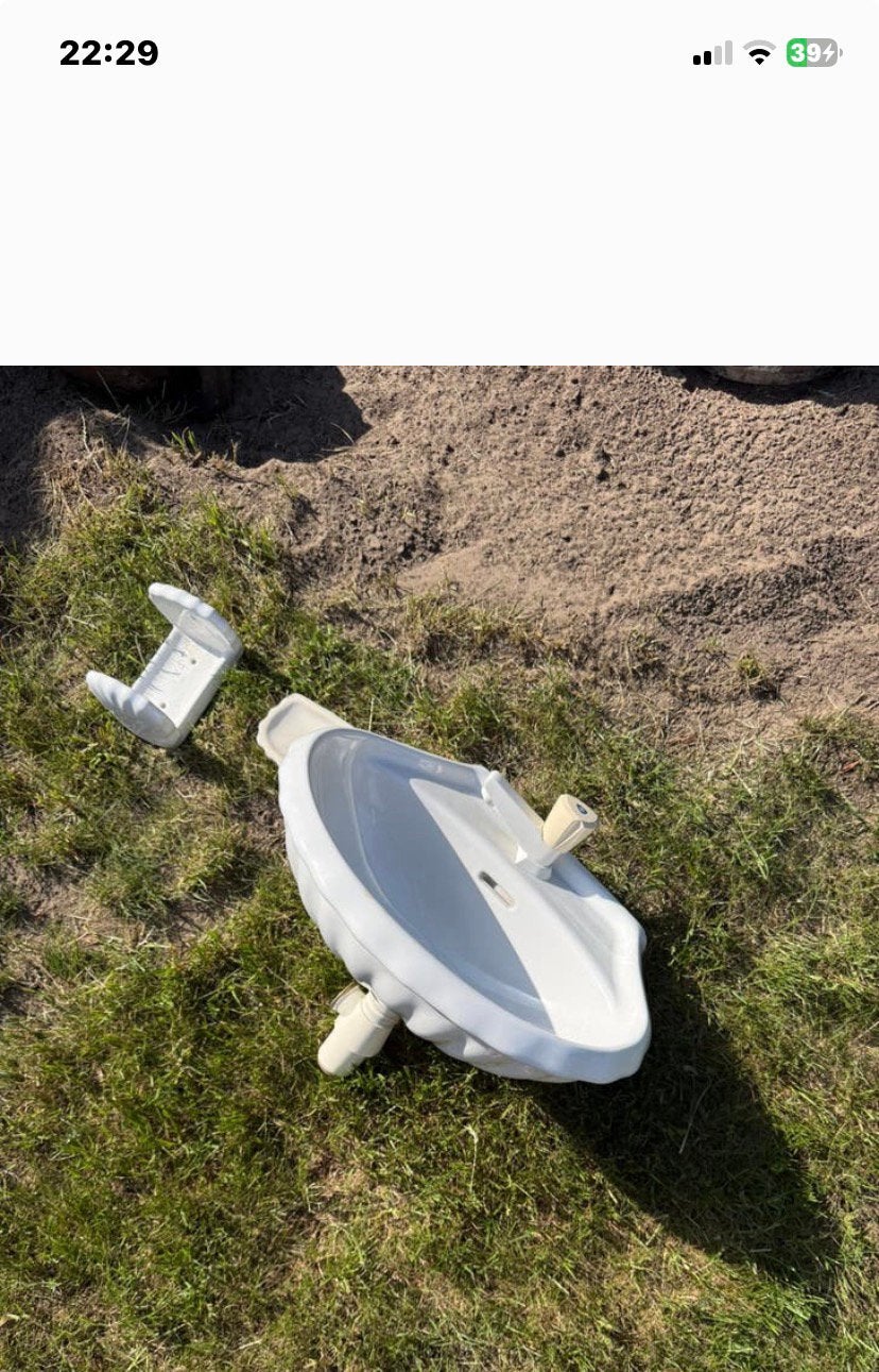 buitenlavabo, Ophalen, Zo goed als nieuw