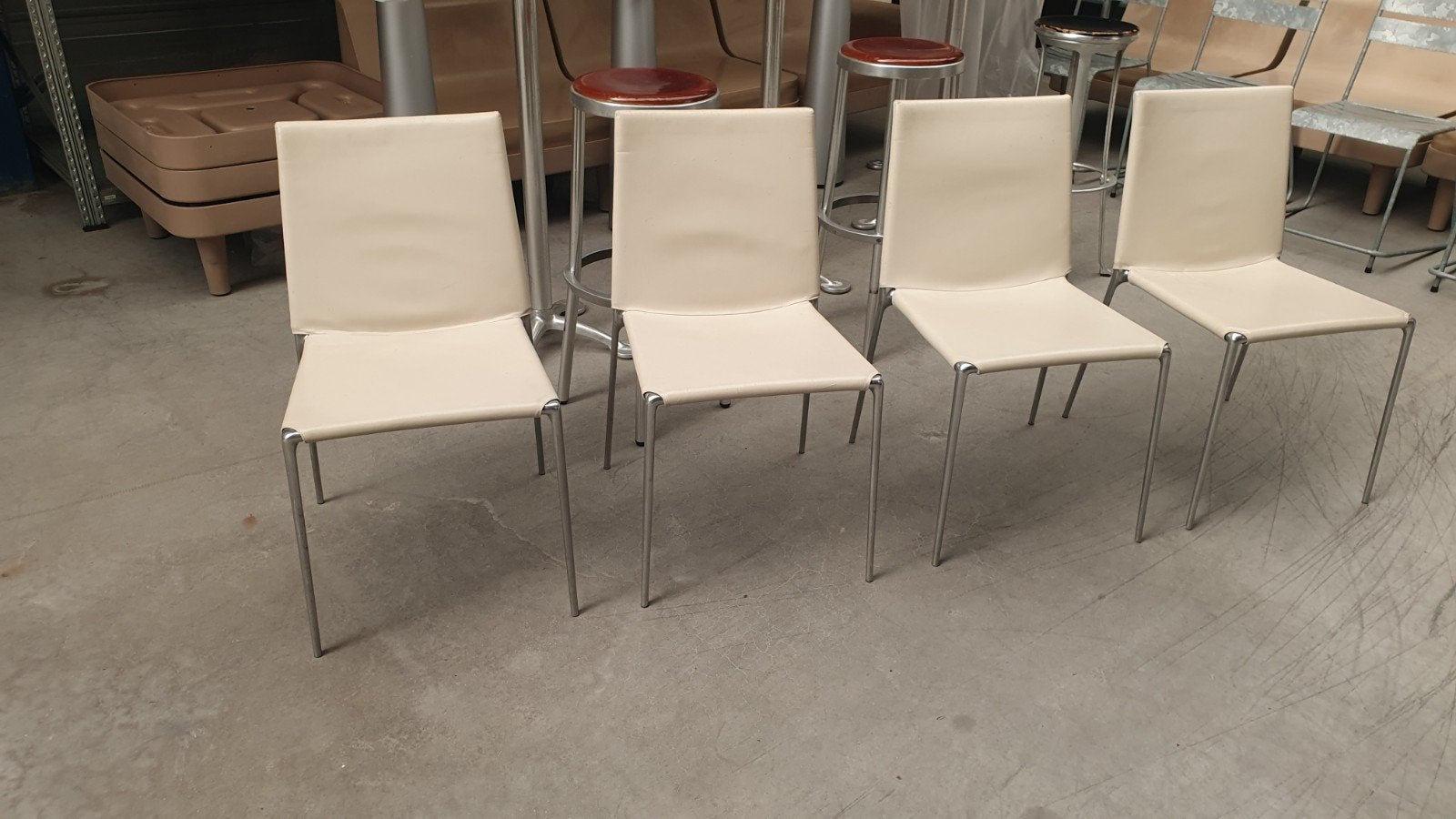 Chaises design vintage B&B Italia Alma Roberto Barbieri, Enlèvement, Cuir, Ensemble