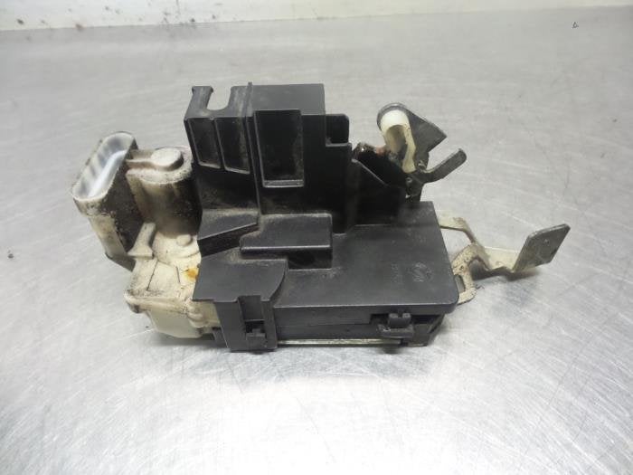 Serrure portière mécanique 2portes gauche d'un Peugeot Box, -, 3 mois de garantie, Utilisé, -