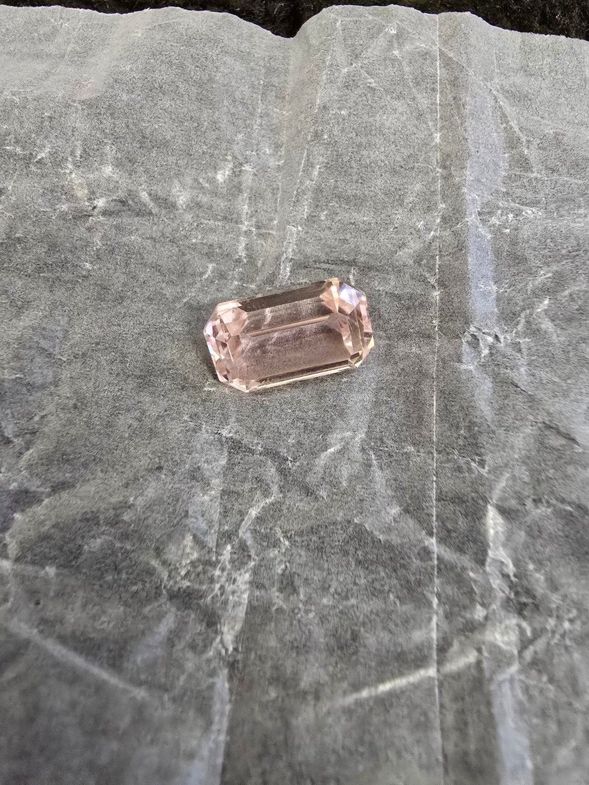 kunzite 14,5 carats avec certificat, Enlèvement ou Envoi