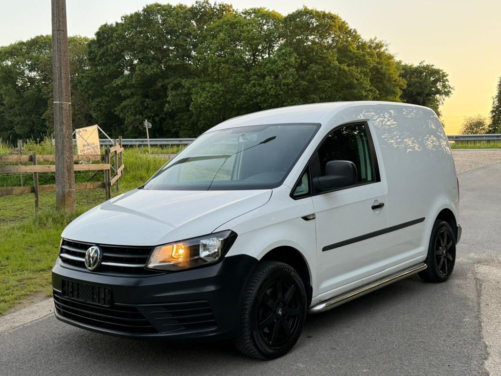 volkswagen caddy 2015 properstaat 5400€ gekeurd voor verkoop, Auto's, Volkswagen, Bedrijf, Te koop, Caddy Combi, Diesel, 5 deurs