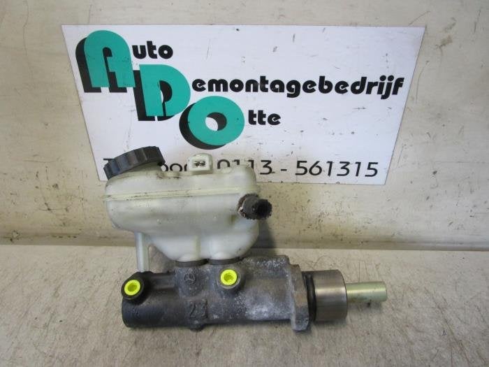 Cylindre de frein principal d'un Mercedes Vito (Vito 96-), 3 mois de garantie, Utilisé, -, -
