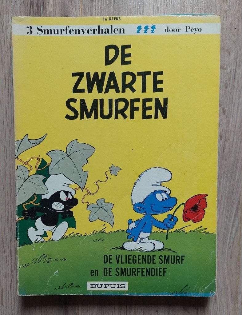 pakket van 5 strips  De Smurfen en album Johan en Pirrewiet, Boeken, Ophalen of Verzenden