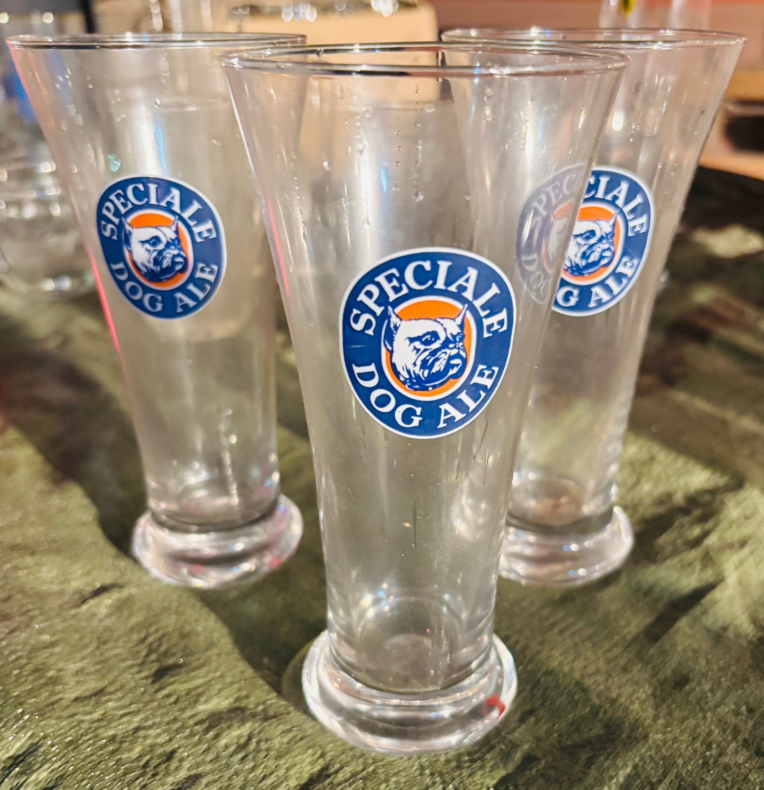 Speciale Dog Ale bierglazen, Verzamelen, Glas en Drinkglazen, Ophalen of Verzenden, Gebruikt, Bierglas