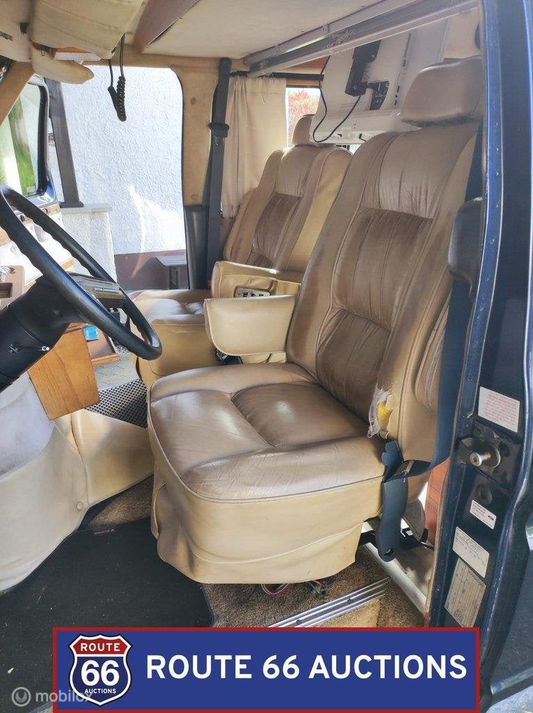 Ford Econoline E-150 | 1988 | Route 66 Auctions, Zwart, Bedrijf, Handgeschakeld, Overige carrosserie