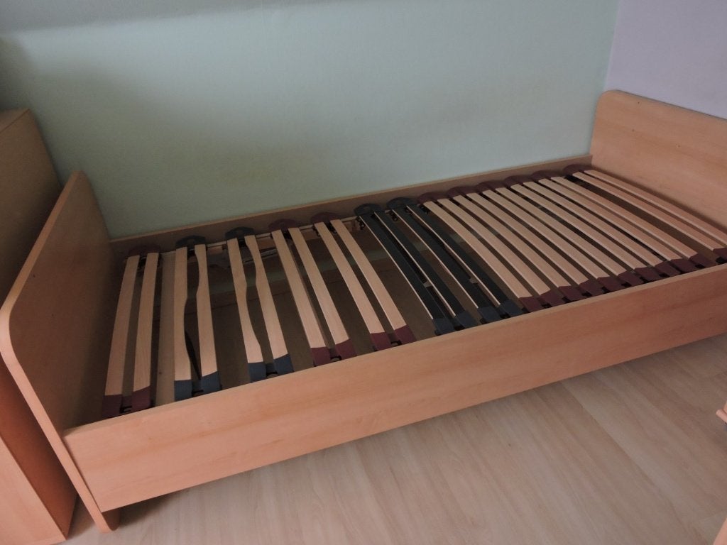 1- persoonsbed met lattenbodem - omvormbaar tot kinderbed, 90 cm, Une personne, Enlèvement, Utilisé