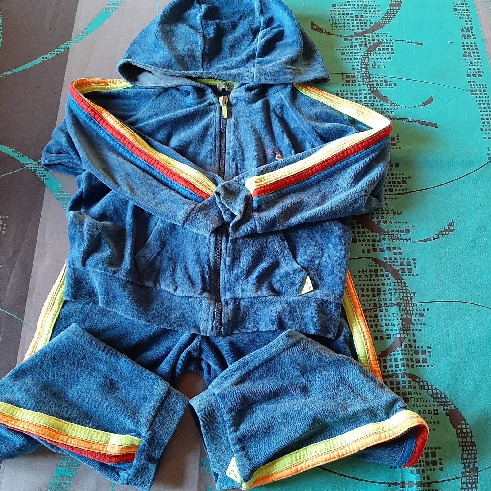 Trainingspak WOODY mooie staat 6 j . 5€, Kinderen en Baby's, Ophalen