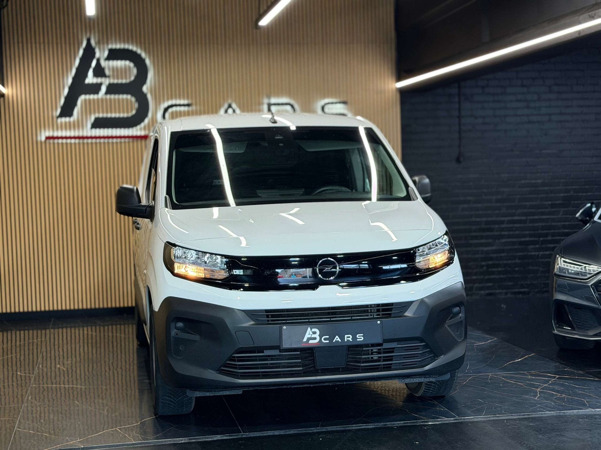 Peugeot Partner 1.5HDI * UTILITAIRE * GARANTIE 12 MOIS *, Autos, 75 kW, Achat, Euro 6, Entreprise