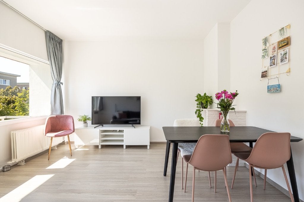 4 roze kuipstoelen, Ophalen, Overige kleuren, Scandinavisch, eenvoudig, Vier