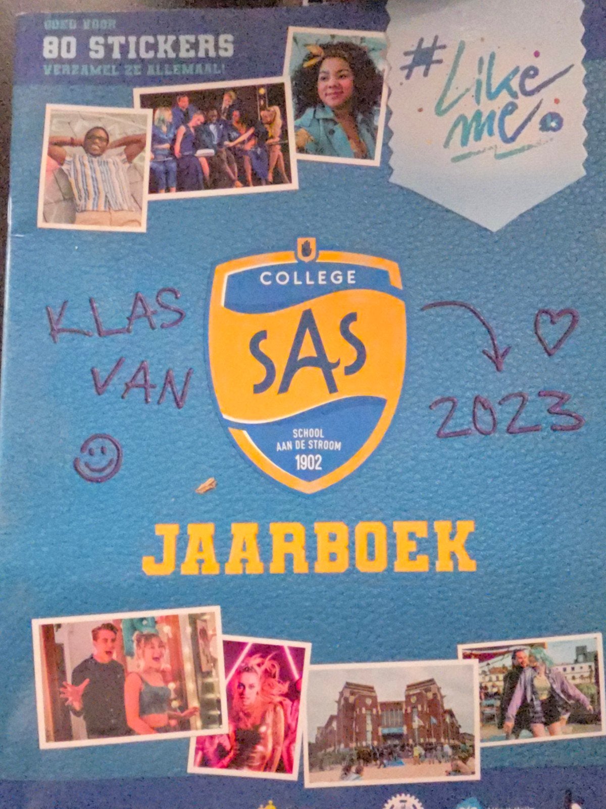 stickers boek #likeme, Enlèvement