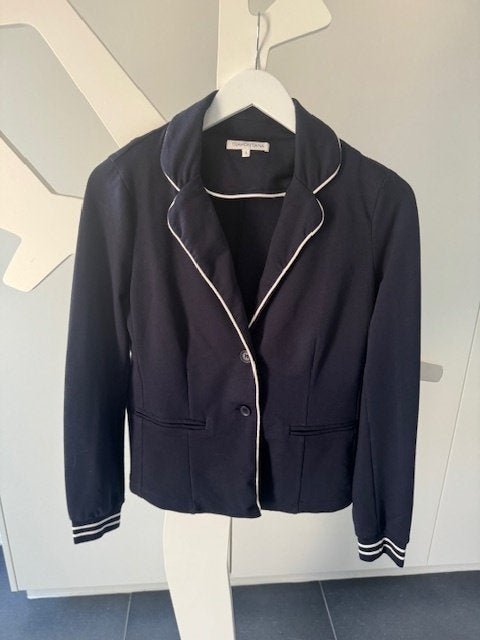 Blazer Tramontana bleu foncé taille S, Vêtements | Femmes, Enlèvement ou Envoi, Tramontana, Taille 36 (S), Comme neuf