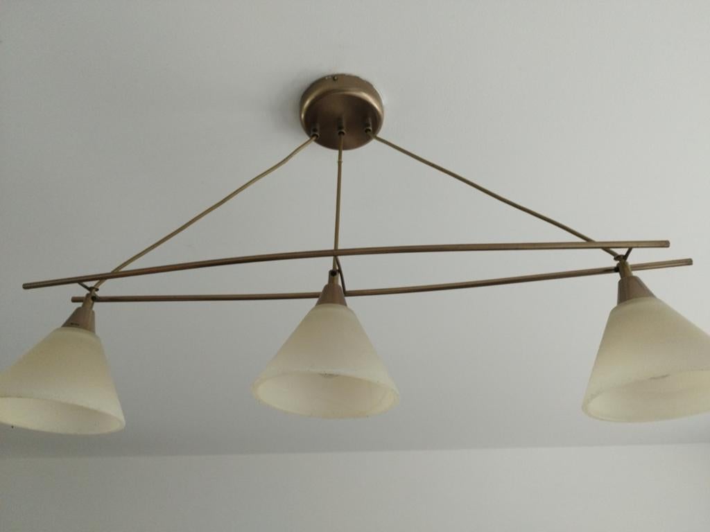 Lustre, Enlèvement