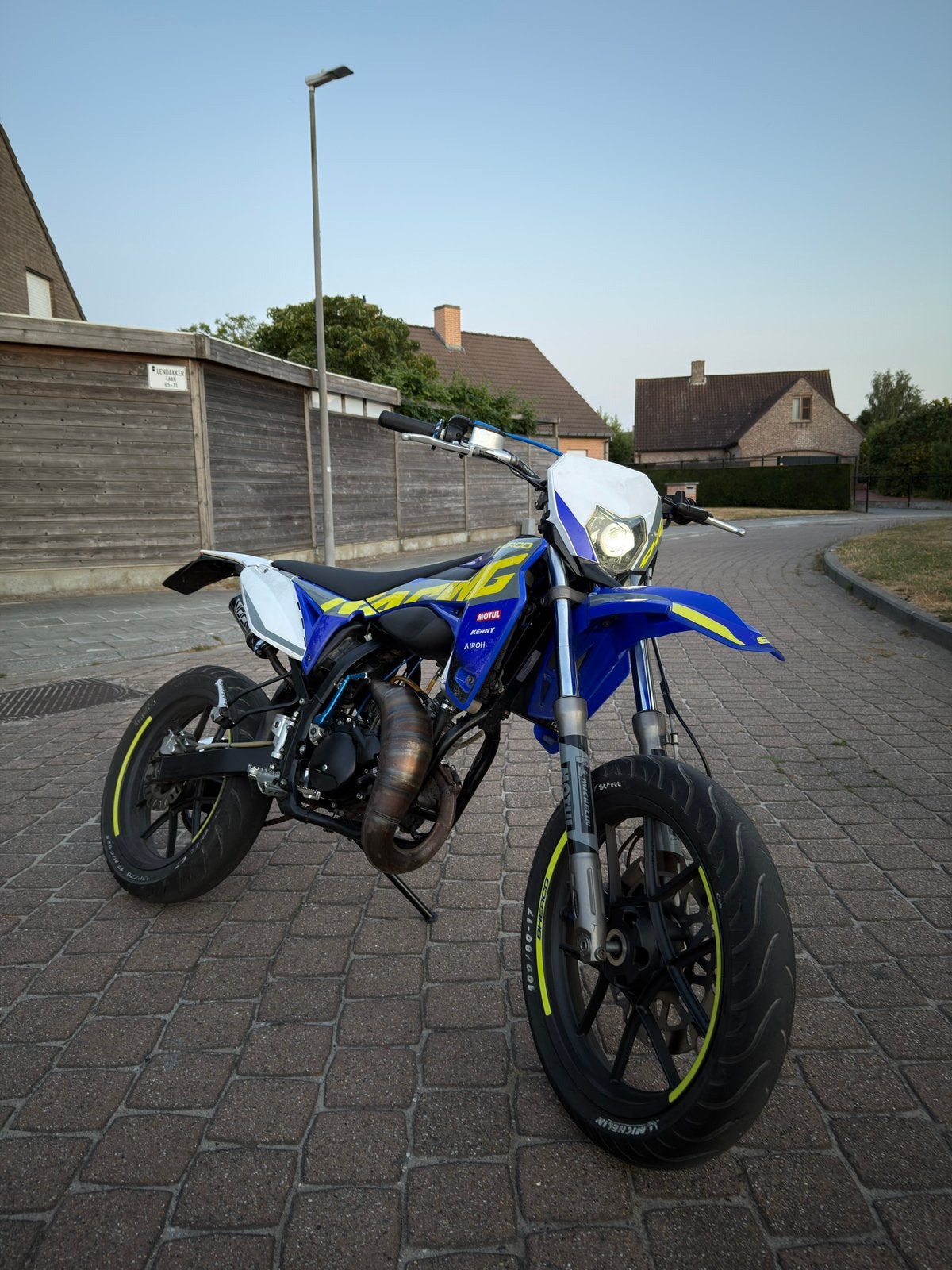 sherco sm-r 50, Fietsen en Brommers, Brommers | Crossbrommers, Zo goed als nieuw, Ophalen