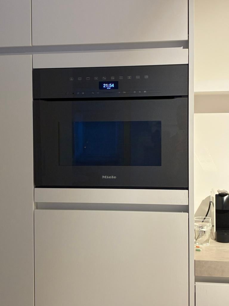 Nieuwe Miele oven met microgolffunctie, Elektronische apparatuur, Ophalen, Oven, Inbouw, Miele