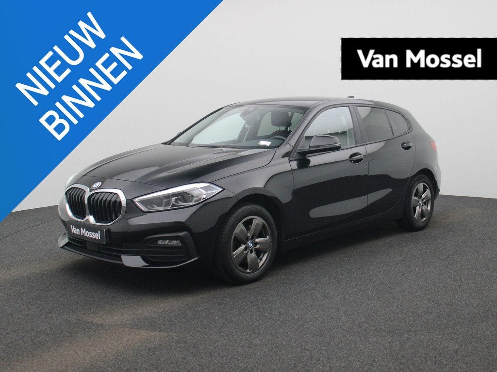 BMW 1-serie 118i Executive LED | NAVI | PDC | Zetelverwarmin, Auto's, BMW, Gebruikt, 136 pk, Zwart, Bedrijf