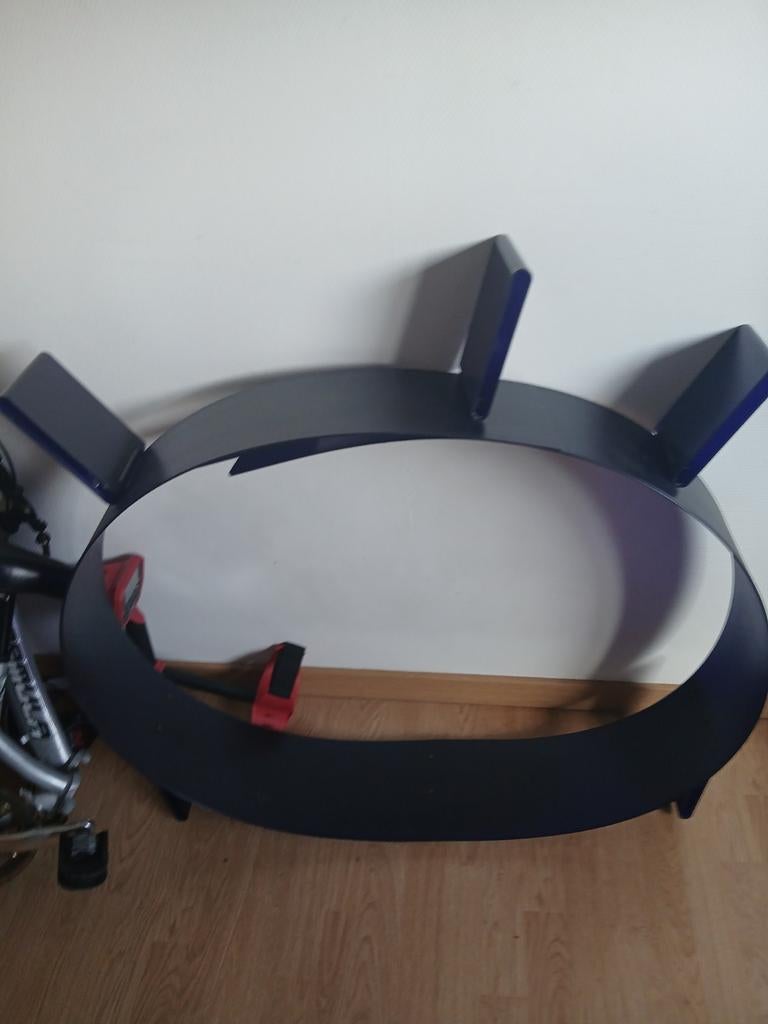 Boekenworm nieuw donkerblauw, Ophalen