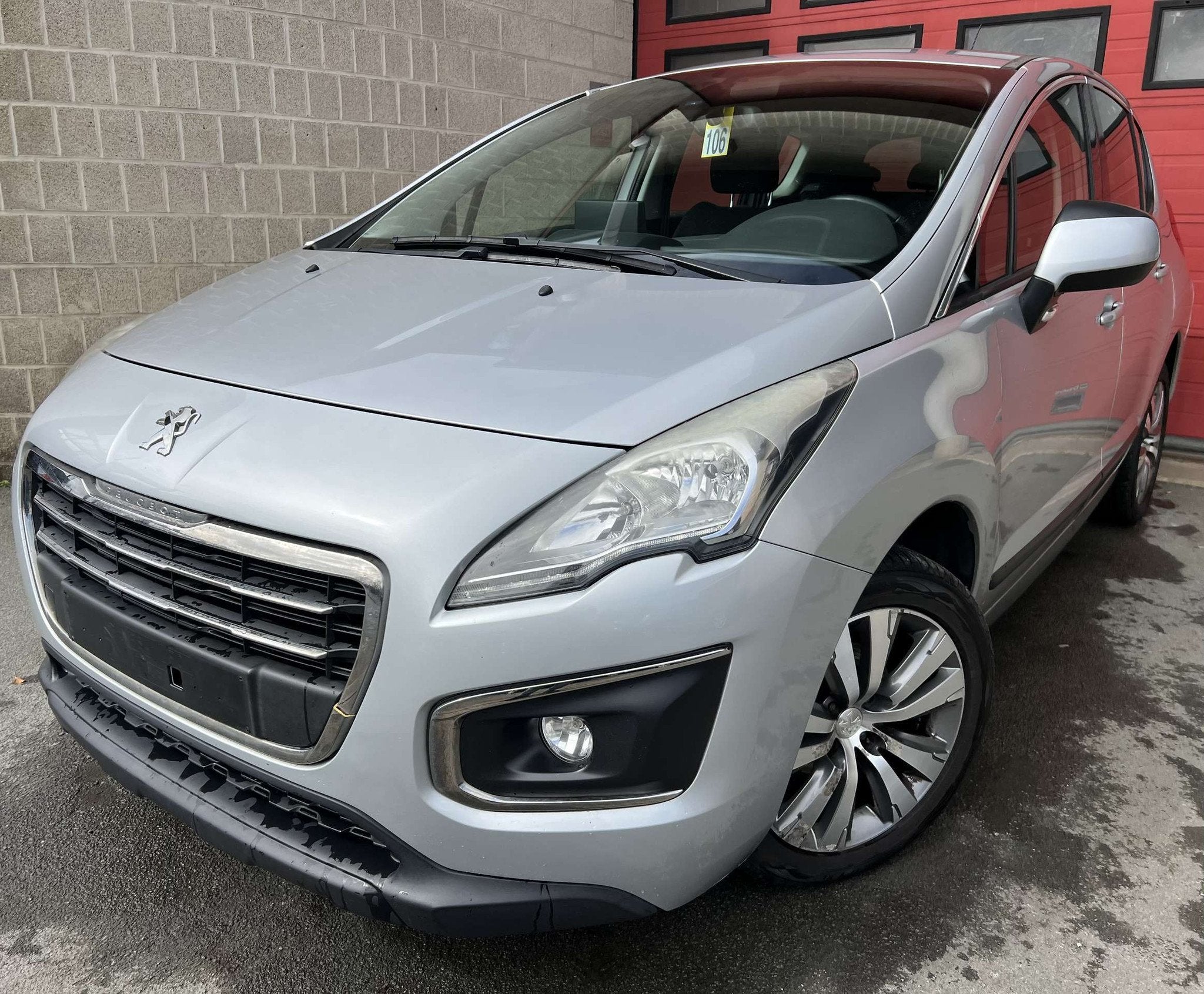 Peugeot 3008 1.2i PureTech Active + NAVI + CLIM (bj 2015), Auto's, Peugeot, Gebruikt, 1199 cc, 115 g/km, 5 deurs