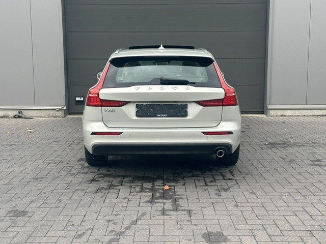 Volvo V60 diesel automaat pano dak, Auto's, 4 cilinders, 1969 cc, Leder en Stof, 5 deurs