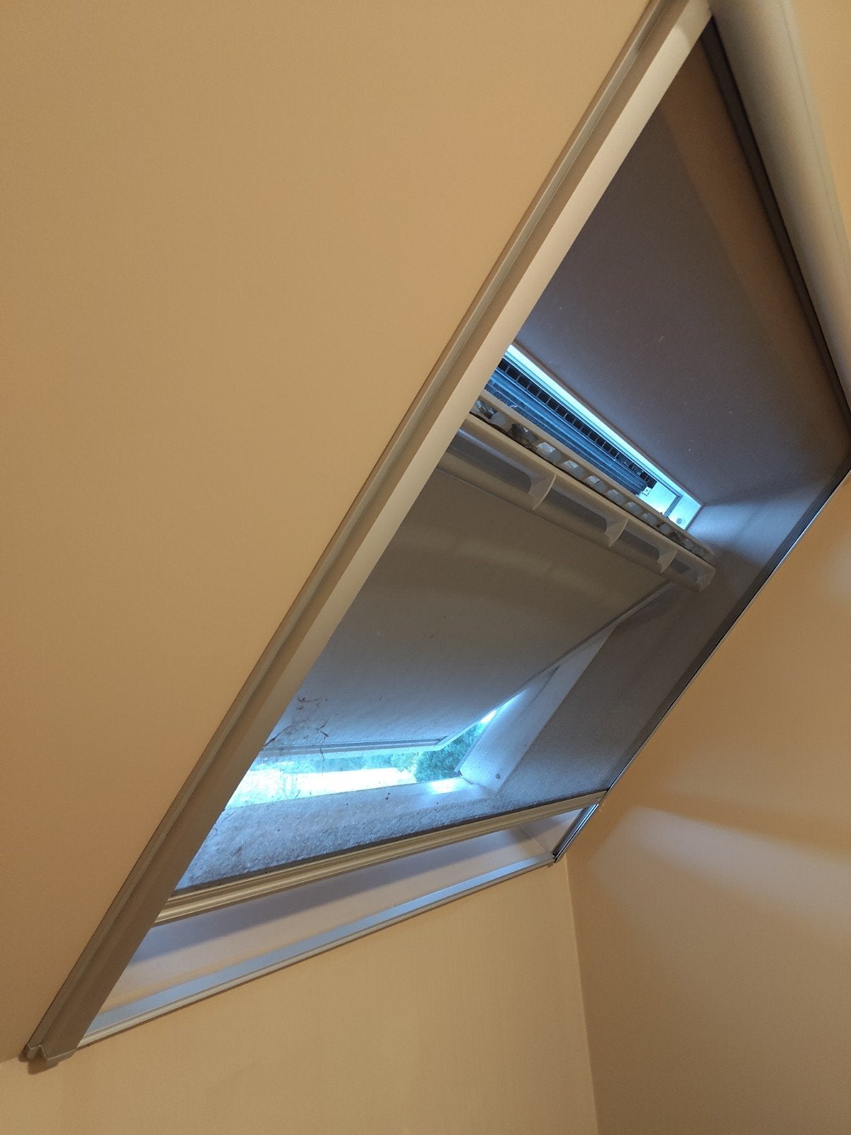 vliegenraam velux, Huis en Inrichting, Woonaccessoires | Spiegels, Ophalen, Gebruikt, 100 tot 150 cm, 125 cm of meer
