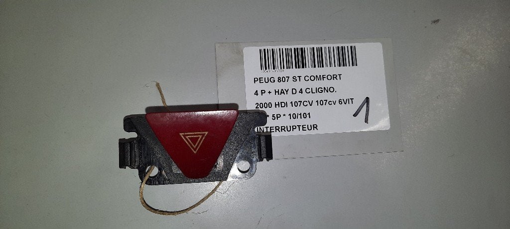 COMMUTATEUR Peugeot 807 (01-2002/12-2014) (9643219577), Kontakt-peugeot@peugeot.com, Utilisé, Peugeot Deutschland GmbH, Bahnhofsplatz
65423  Rüsselsheim, DE