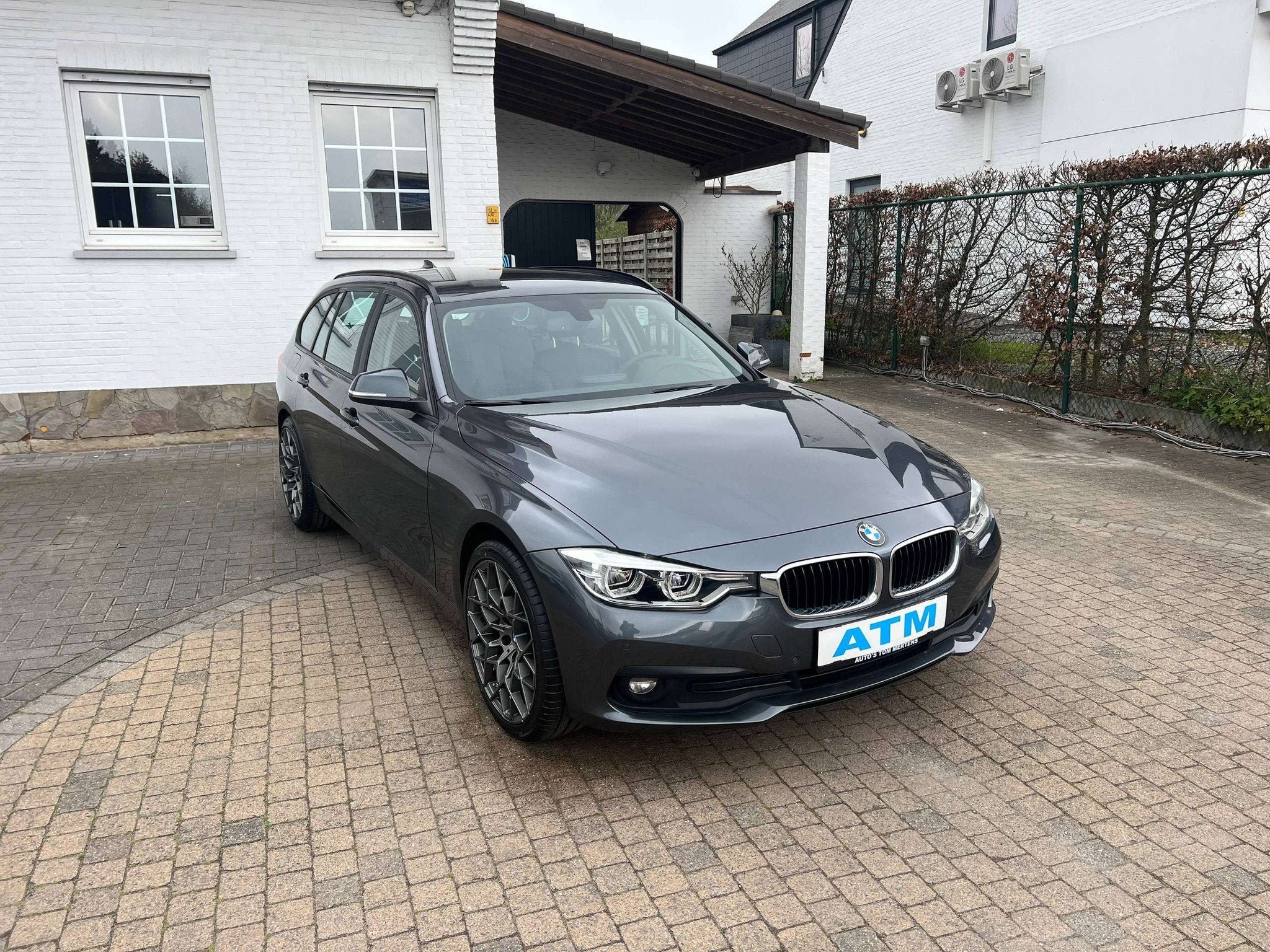 BMW 3 Serie 316 Touring 316 dA Business/leder/navi/pdc V&A/A, 4 cilinders, Leder, Bedrijf, 5 deurs