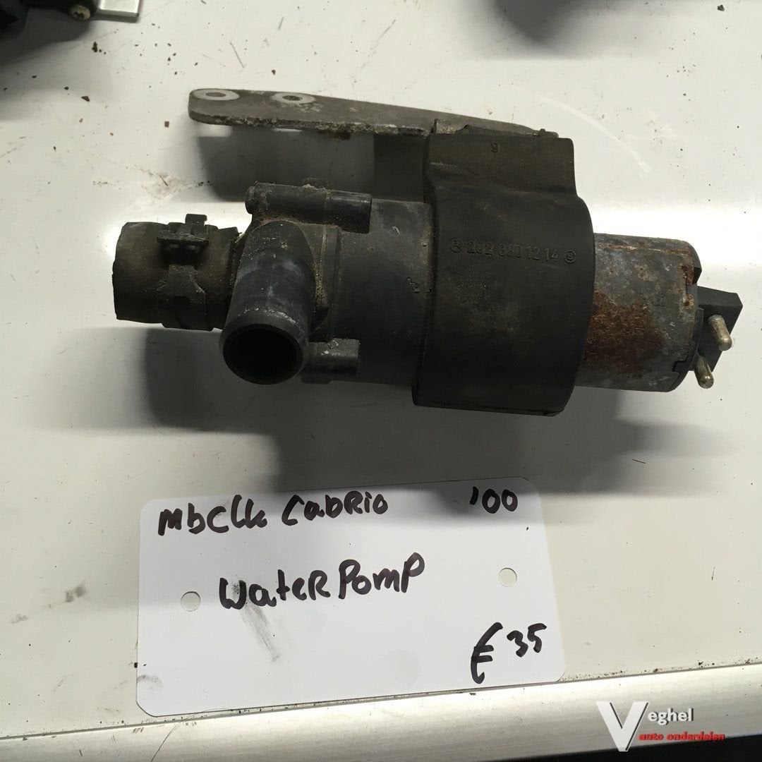 Mercedes CLK  Cabrio   2000   extra  Waterpomp, Gebruikt, -, -, Ophalen of Verzenden