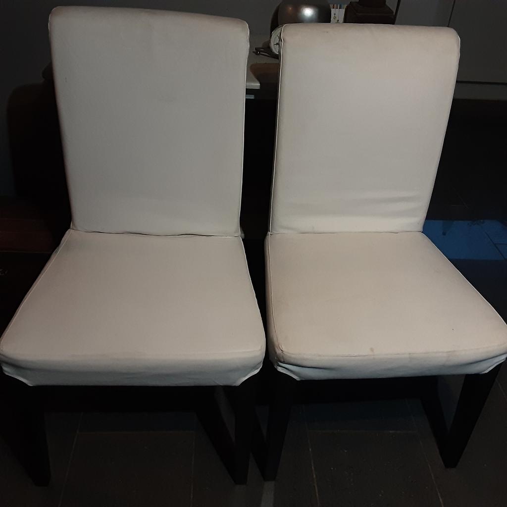Chaises   en tissu, Enlèvement