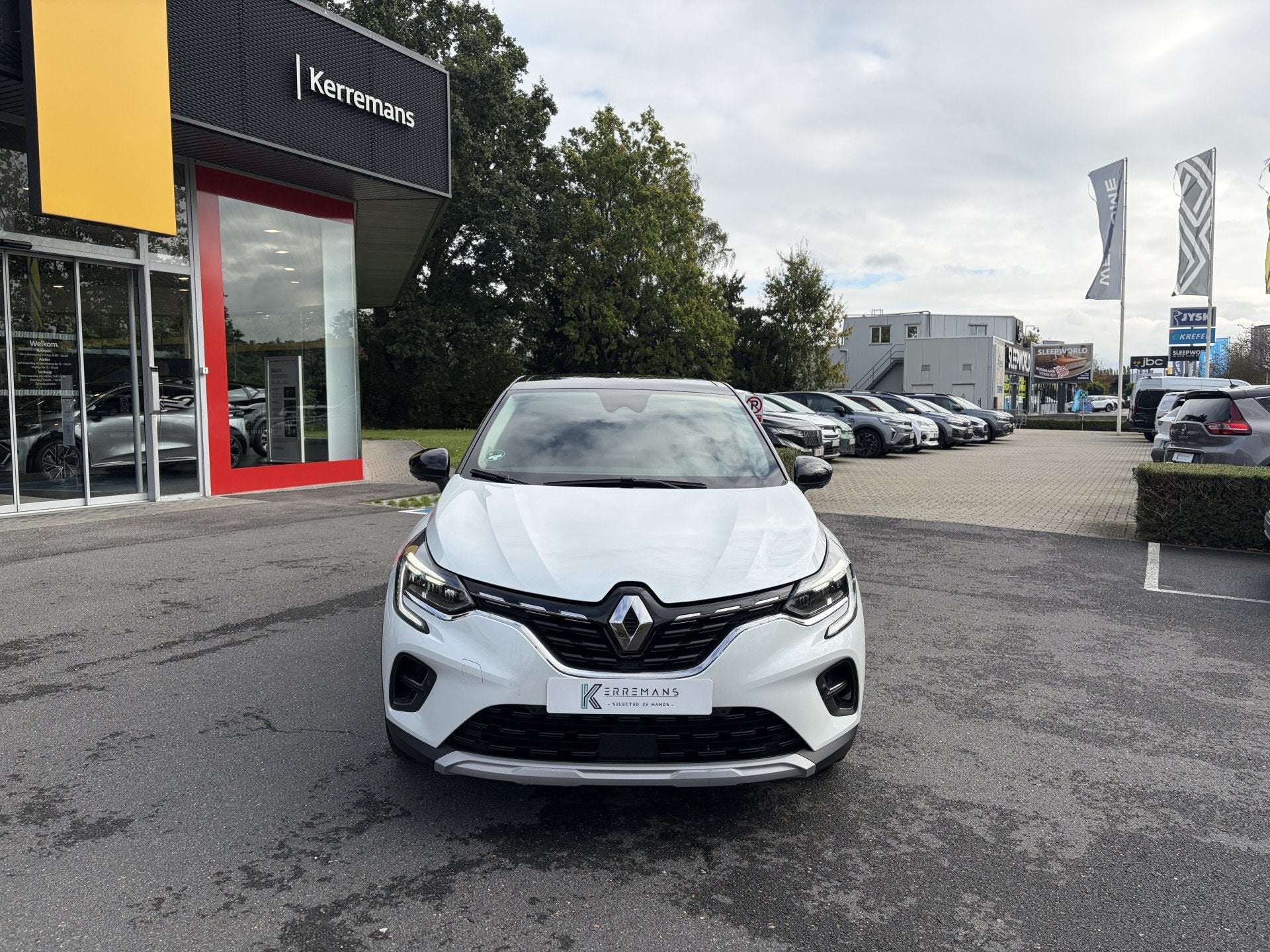 Renault Captur 1.3 TCe 140 *AUTOMAAT* (bj 2021), Auto's, Gebruikt, 4 cilinders, Leder en Stof, Wit