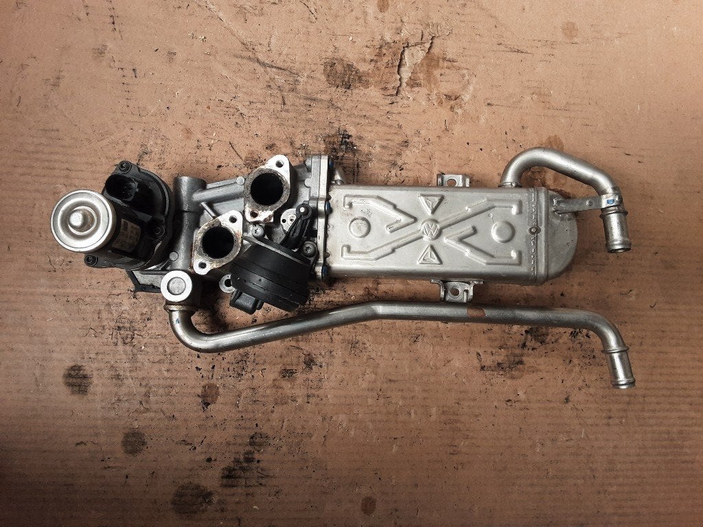 VANNE EGR Volkswagen Golf VI (5K1) (30L131512CE), Volkswagen, Volkswagen AG, Utilisé, Kundenbetreuung@volkswagen.de