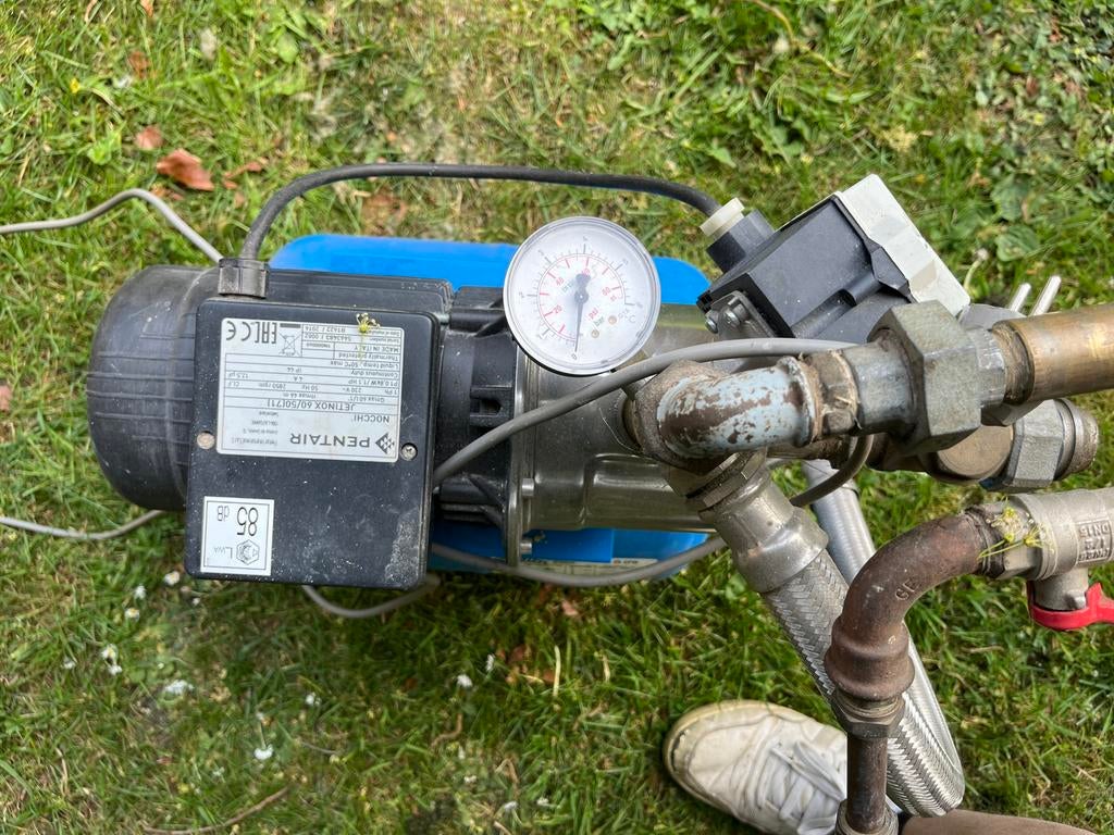 Pentair waterpomp met drukvat, Ophalen, Zo goed als nieuw