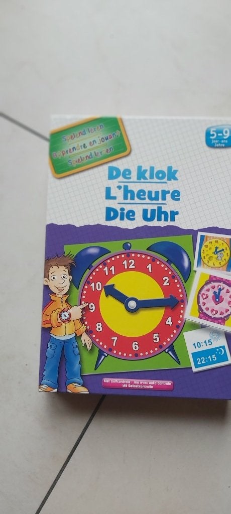 jeu : lecture de l'horloge, Enlèvement, Comme neuf