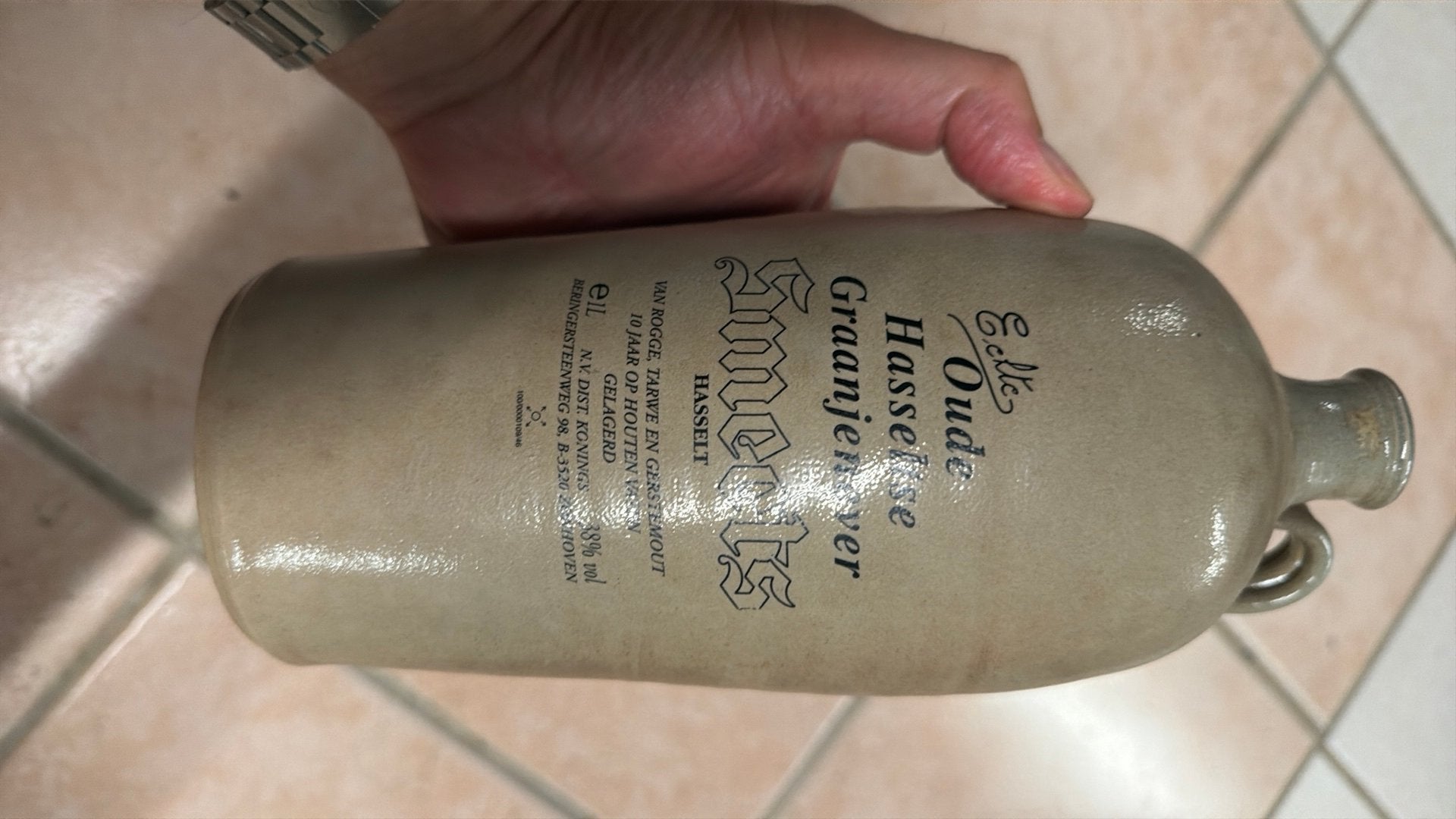 Stenen kruik echte oude Hasseltse graanjenever Smeets, Enlèvement ou Envoi