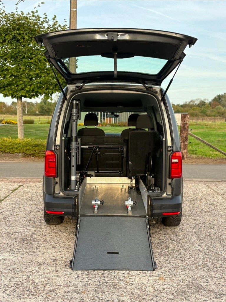 ️️️♿️️Volkswagen Caddy 1.2TSI Rolstoel Invalide Mindervalide, Auto's, Monovolume, Bedrijf, Handgeschakeld, https://public.car-pass.be/vhr/9ee8cbeb-6880-4136-8e87-41b06aa62005