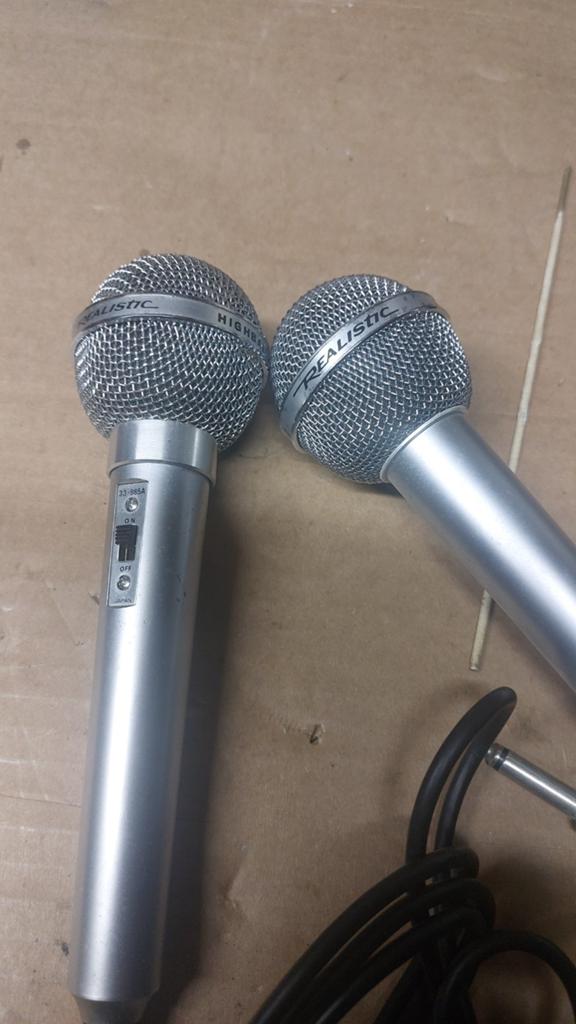 Vintage microfoons realistic, metaal., Muziek en Instrumenten, Microfoons, Ophalen of Verzenden