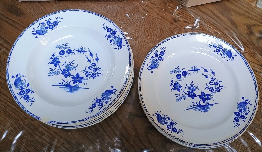 Assiettes Boch Frères La Louvière – Décor "Grand Bouquet", Ophalen