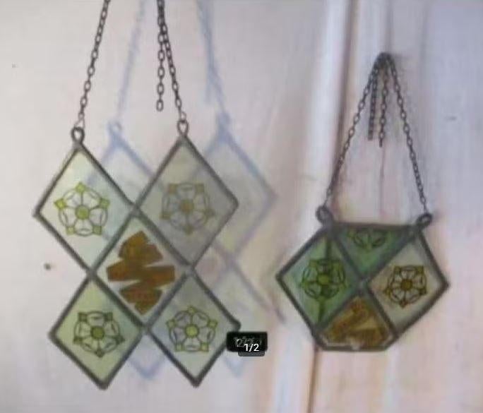 2x Glas in Lood - Non Sine Spinis - 27x20 en 16x20, Ophalen of Verzenden