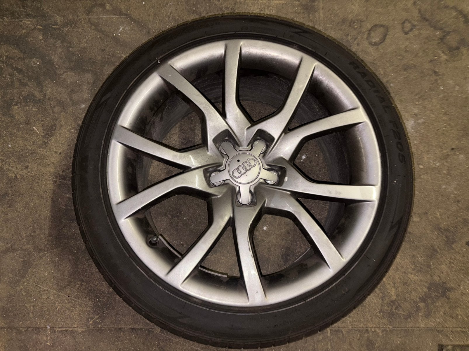 Set de jantes - Audi A5 - 18", Pneus et Jantes, 245 mm, Véhicule de tourisme, Pneus été