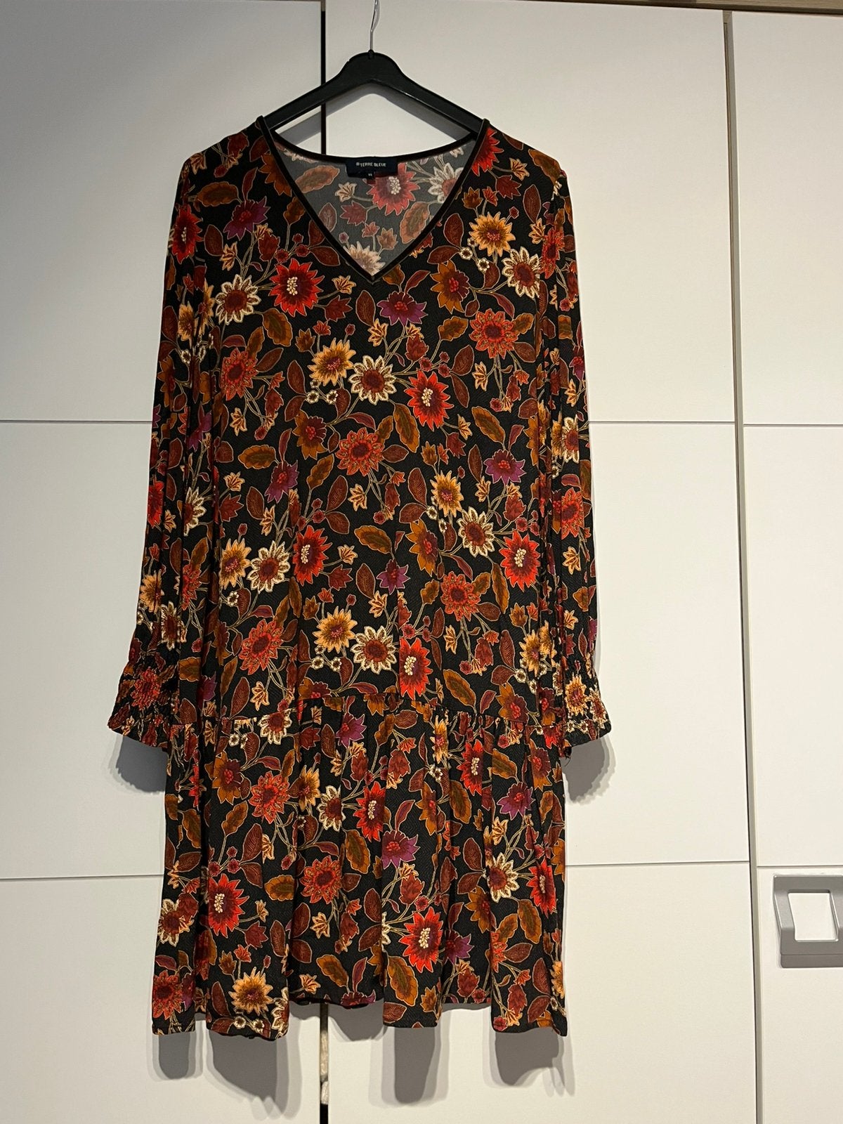 Mooie jurk Terre Bleue ~ 44, Kleding | Dames, Jurken, Ophalen, Zo goed als nieuw, Maat 42/44 (L), Onder de knie