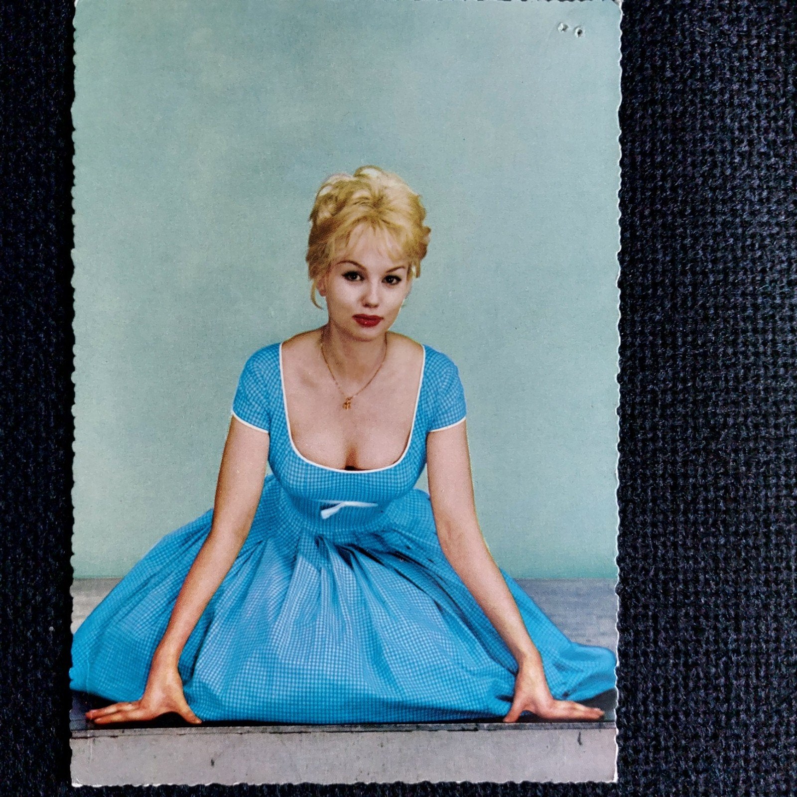postkaart filmster Mylene Demongeot, Ophalen of Verzenden
