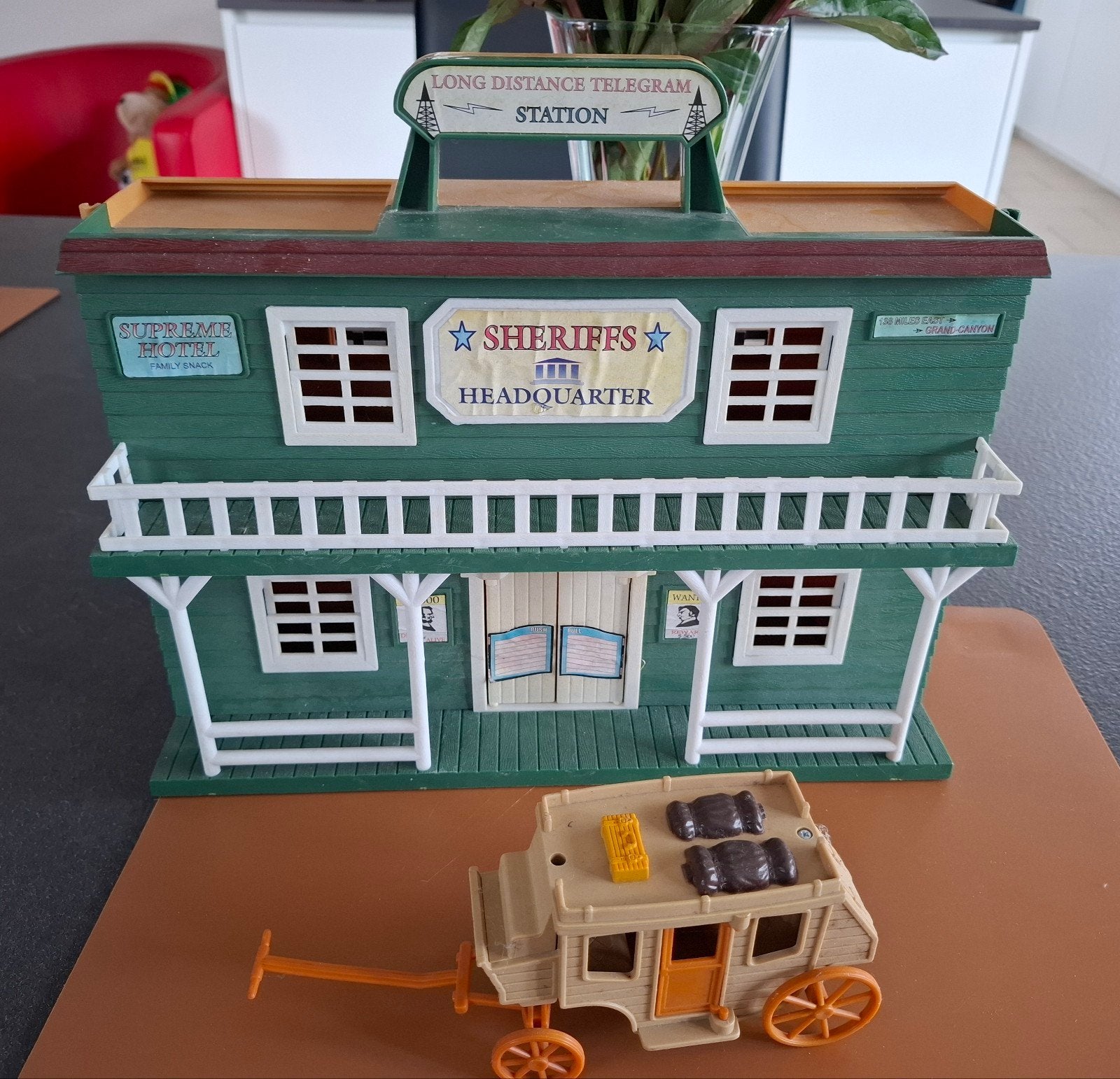 Far West, Collections, Maisons de poupées & Accessoires, Enlèvement ou Envoi
