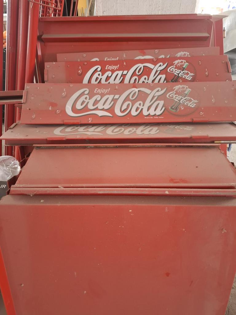 Coca cola rekken/schappen, Verzamelen, Ophalen, Gebruikt, Gebruiksvoorwerp