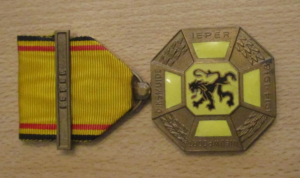 Croix flamande des trois cités, Enlèvement ou Envoi, Armée de terre, Ruban, Médaille ou Ailes