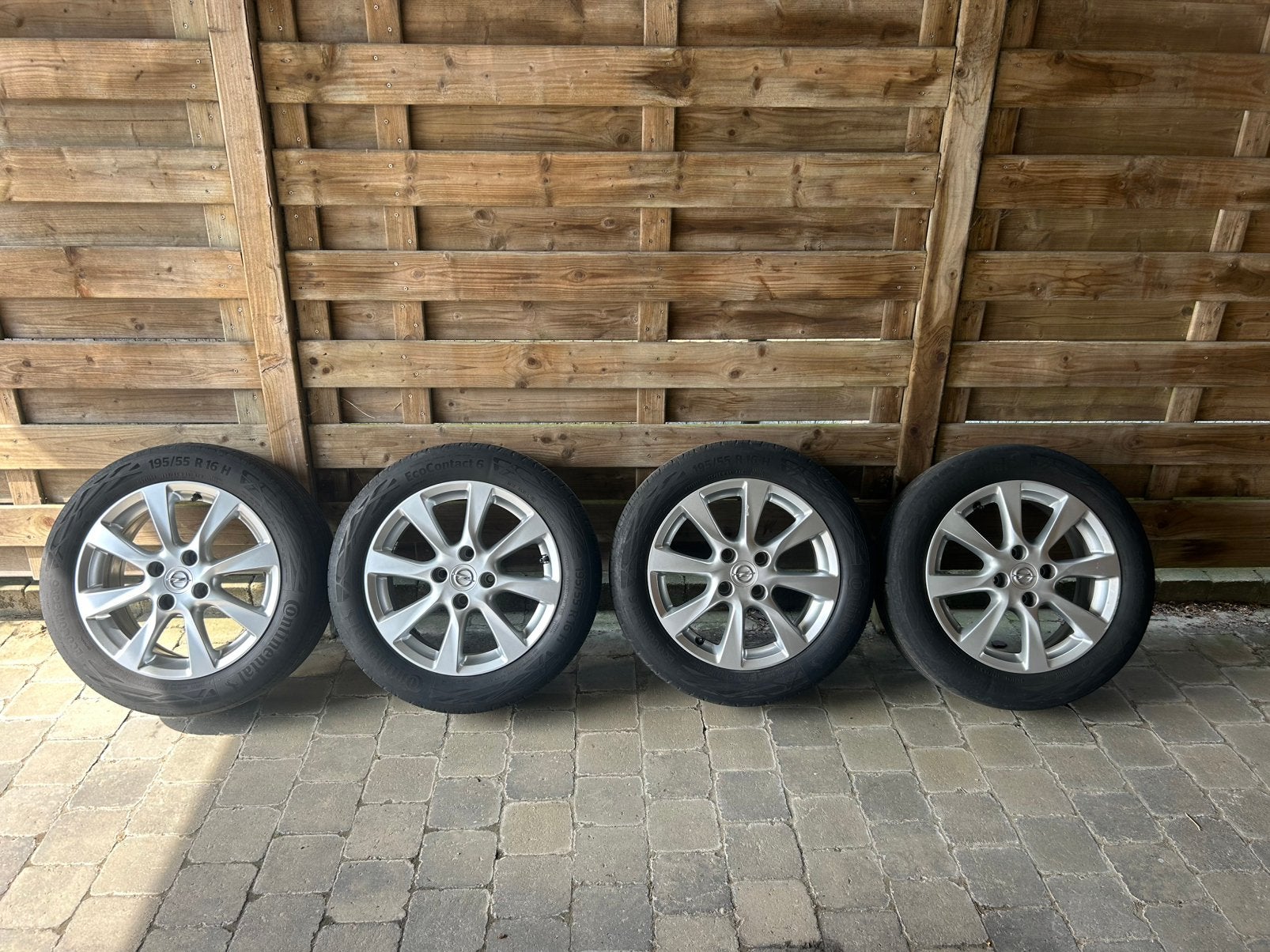 Originele Opel Corsa banden + velgen, Auto-onderdelen, Ophalen, Gebruikt, 16 inch, Banden en Velgen