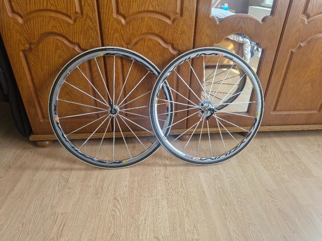 ROUES MAVIC KSYRIUM SSC SL 622 x23 (700 x 23C) ., Enlèvement