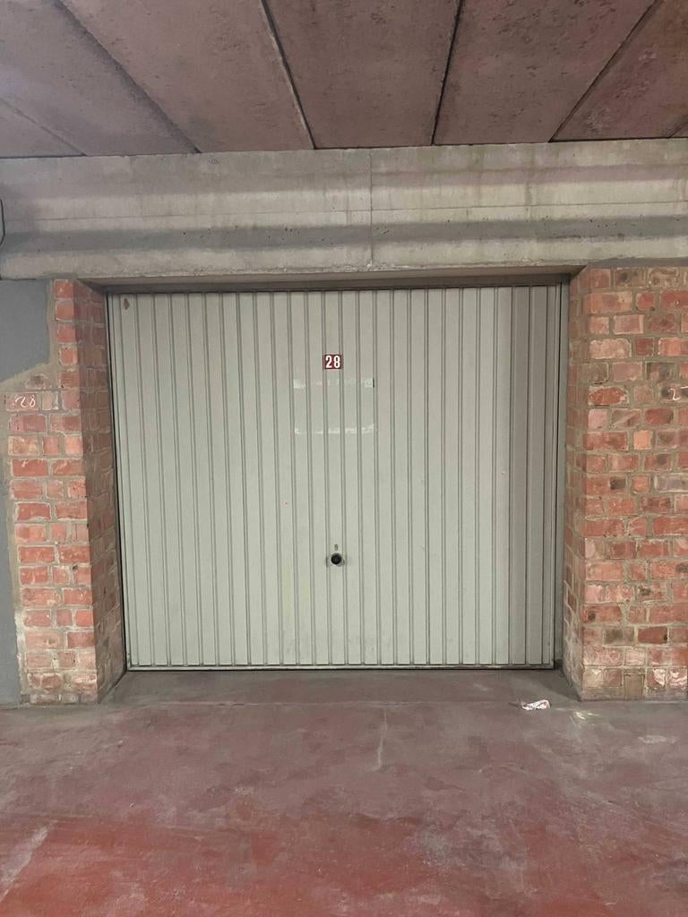Garagebox, Immo