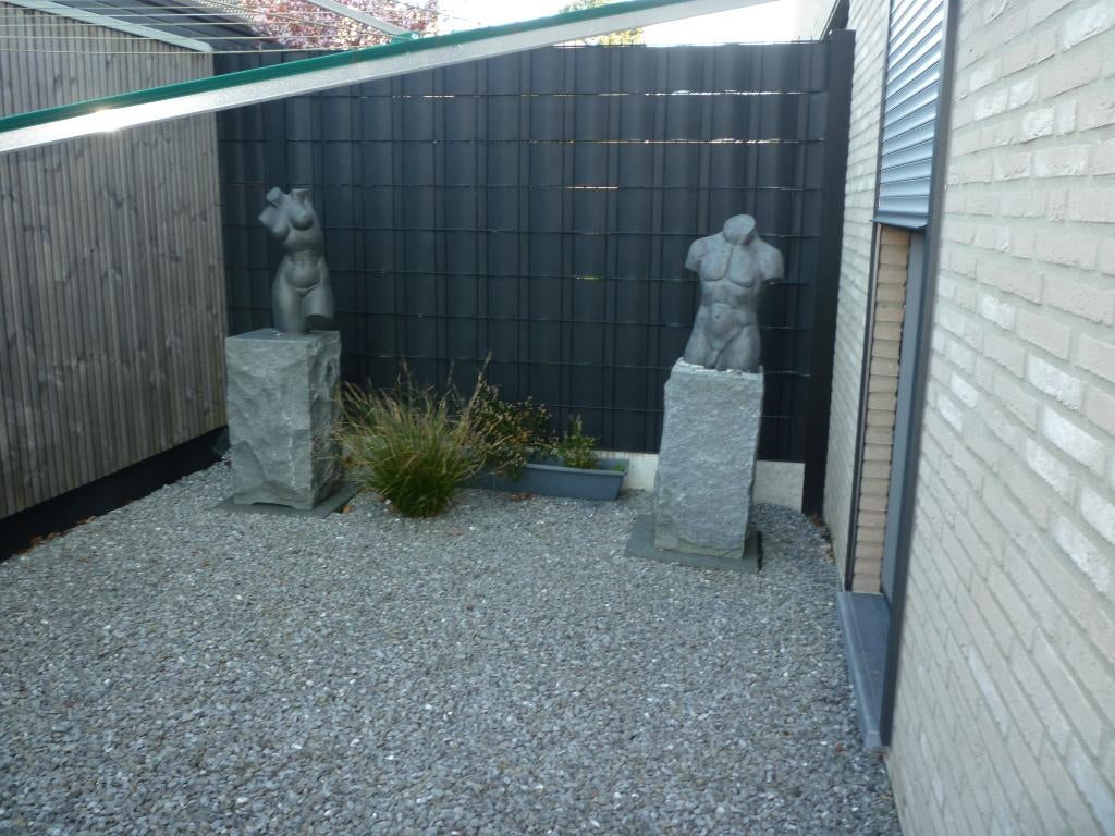 Bronzen beelden enz., Enlèvement, Utilisé
