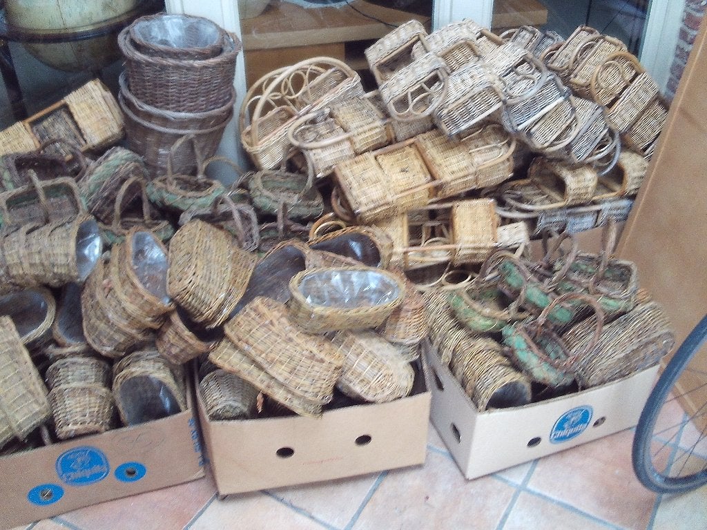 Super Grote Partij van 185 Rieten Manden / Mandjes, Huis en Inrichting, Ophalen, Nieuw, Riet, Mand